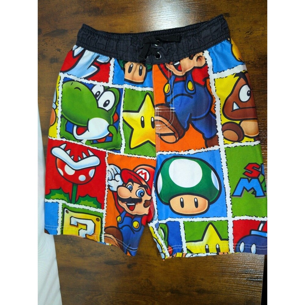 Nintendo SUPER MARIO BROS Swim Trucks Board Shorts Boy's Size 8
